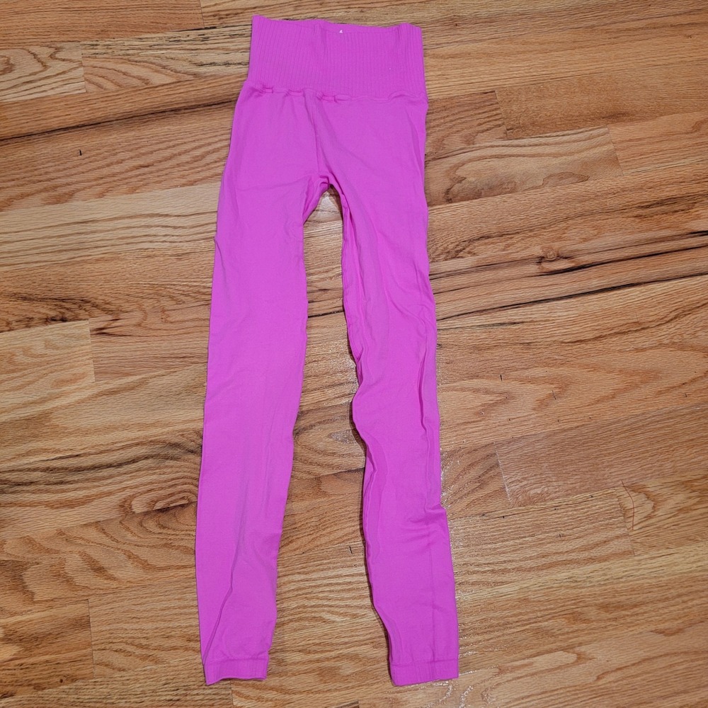 NWOT Free People Movement High-Rise 7/8 Good Karma Legging Sz XS Pink Irregulars